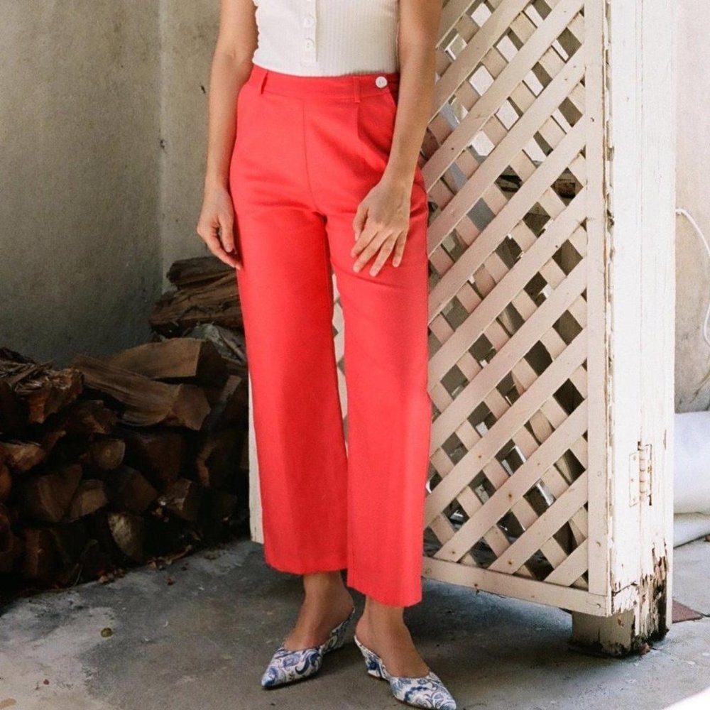 Lisa Says Gah Women's Red Pants